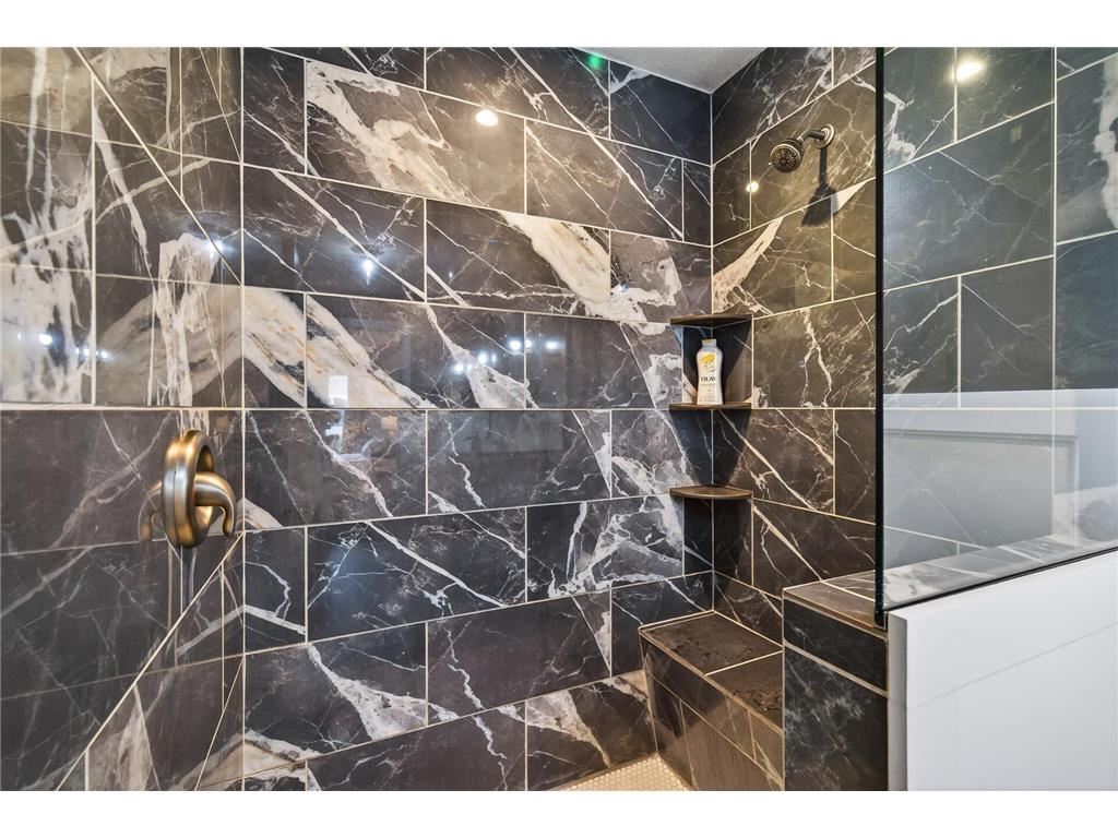 727 7th Street N Montrose MN 55363 6777442 image18