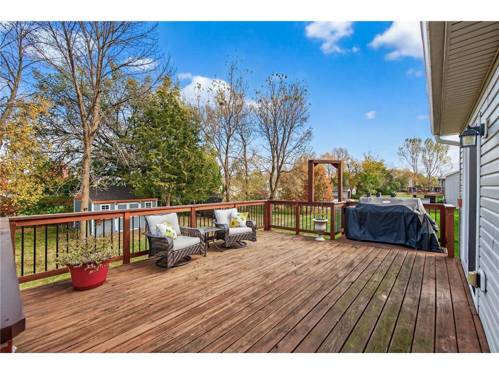 727 7th Street N Montrose MN 55363 6777442 image53