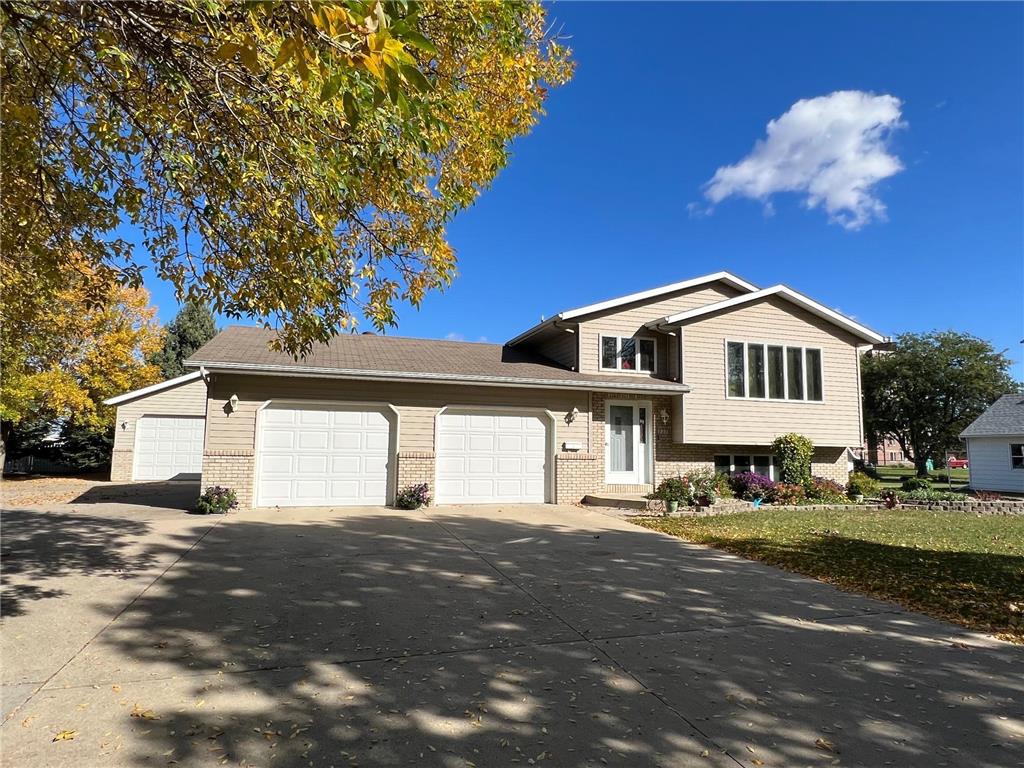 727 9th Avenue Worthington MN 56187 6453145 image1