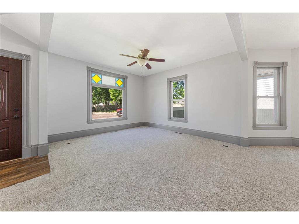 727 Division Street W Faribault MN 55021 7082424 image17