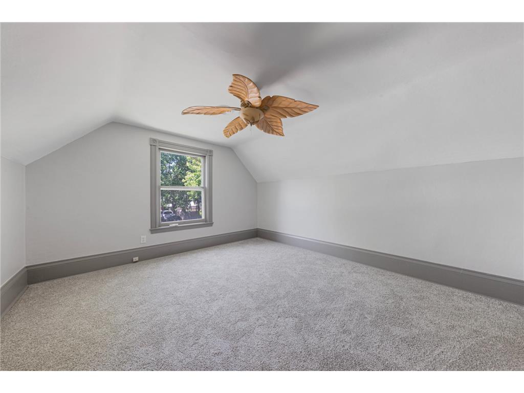 727 Division Street W Faribault MN 55021 7082424 image29
