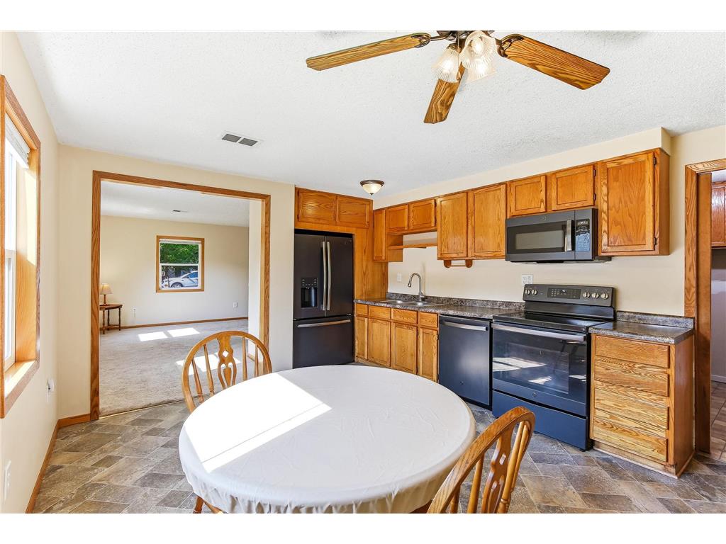 727 Elm Street Anoka MN 55303 7089278 image10