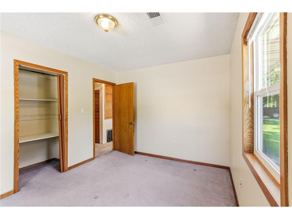 727 Elm Street Anoka MN 55303 7089278 image15