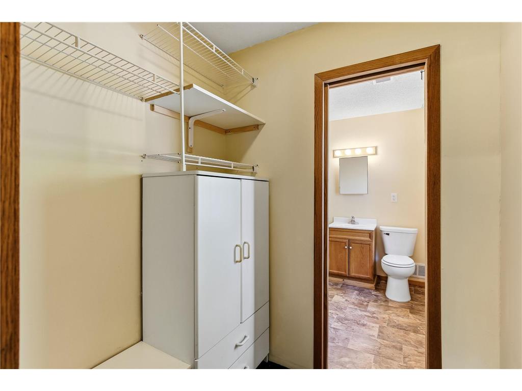 727 Elm Street Anoka MN 55303 7089278 image26