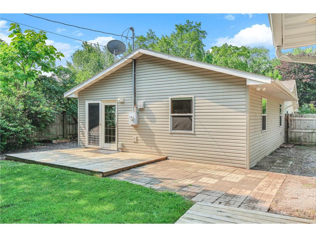 727 Elm Street Anoka MN 55303 7089278 image32