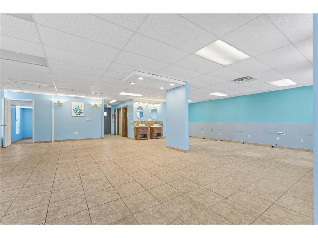 727 Marie Avenue South Saint Paul MN 55075 6821614 image11