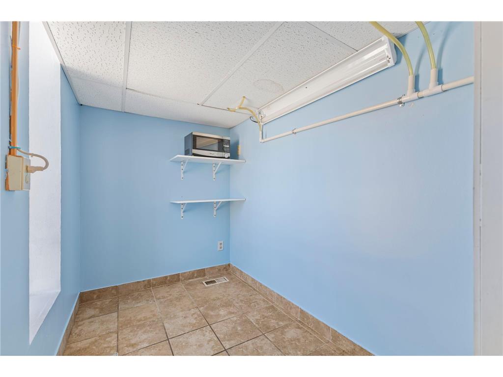 727 Marie Avenue South Saint Paul MN 55075 6821614 image12