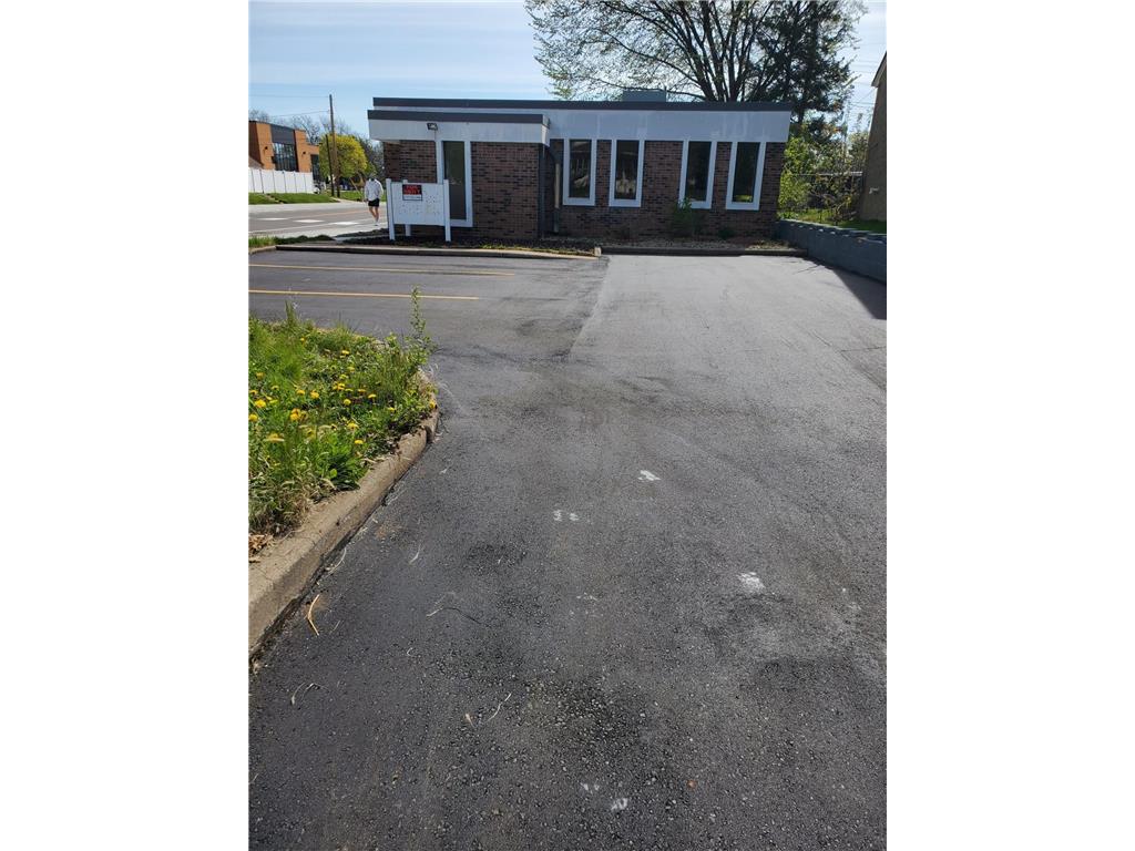 727 Marie Avenue South Saint Paul MN 55075 6821614 image21