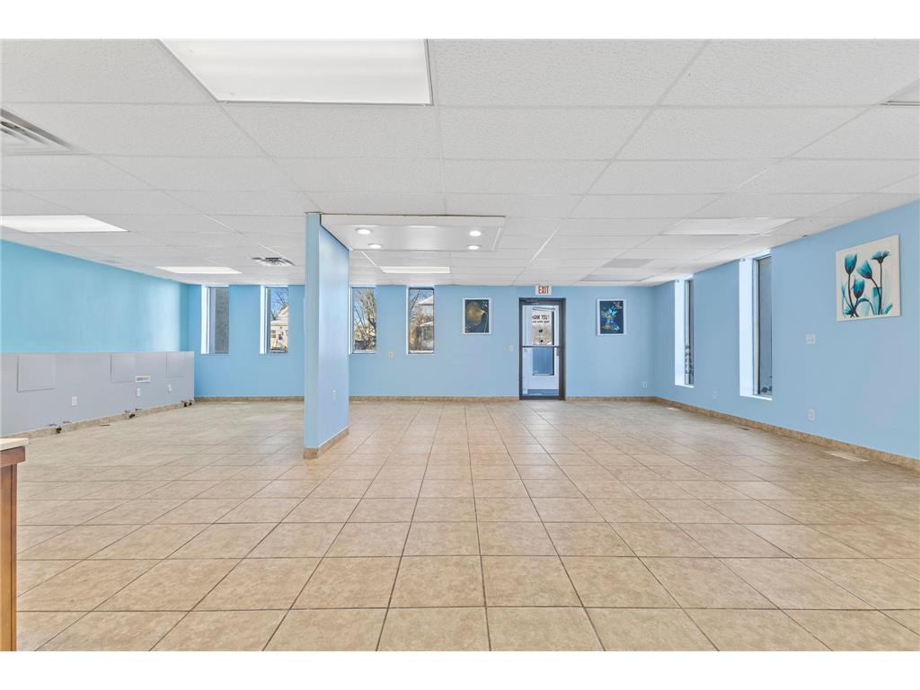 727 Marie Avenue South Saint Paul MN 55075 6821614 image9