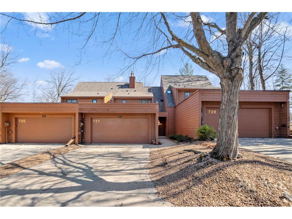 727 Woodhaven Court NE Rochester MN 55906 6686952 image1