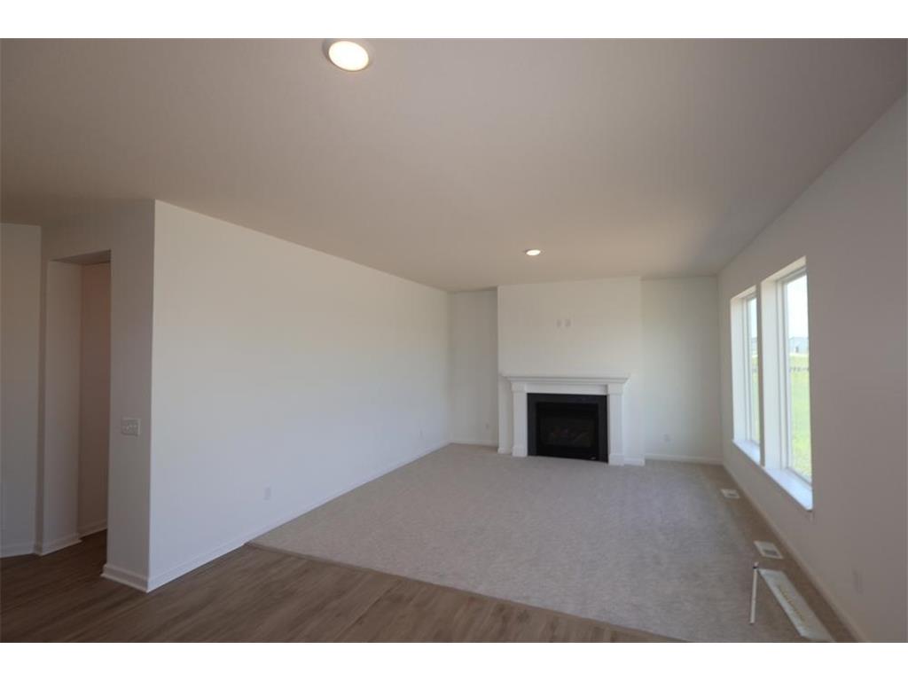 7270 Landau Avenue NE Otsego MN 55301 7103786 image3