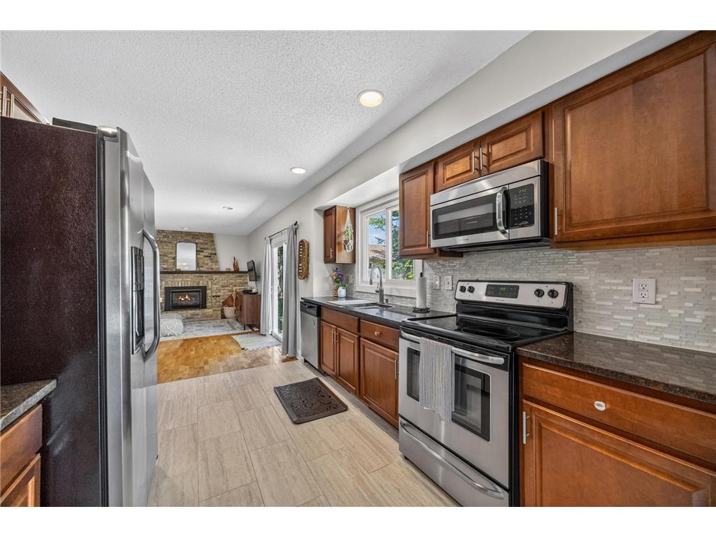 7270 Timber Lane N Maple Grove MN 55369 7062774 image3