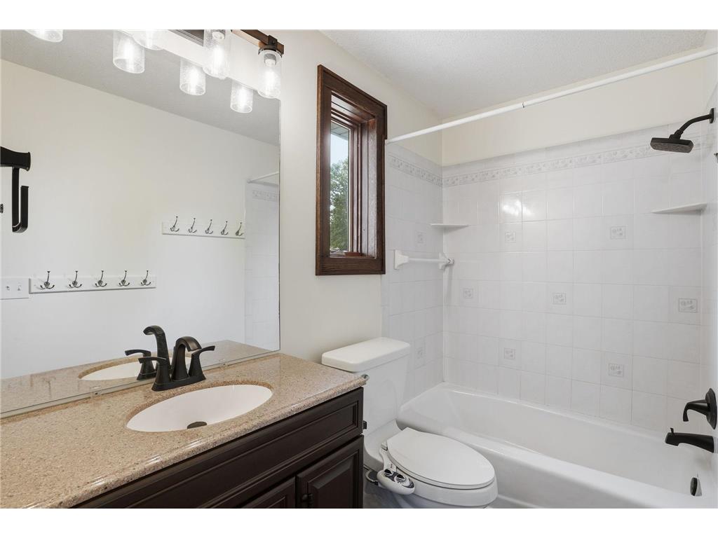 7273 Stagecoach Trail Lino Lakes MN 55014 7084602 image29