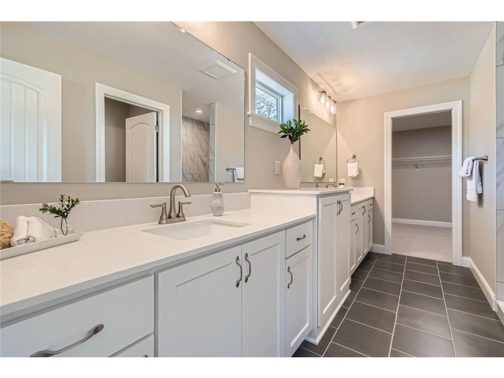 7275 Agate Trail Inver Grove Heights MN 55077 7017324 image17