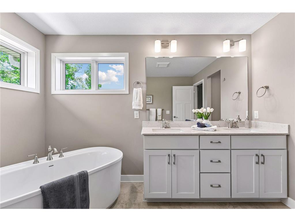 7276 Rogers Court Chanhassen MN 55317 7076565 image18