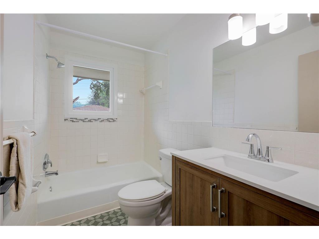 728 6th Avenue S Hopkins MN 55343 7111563 image16