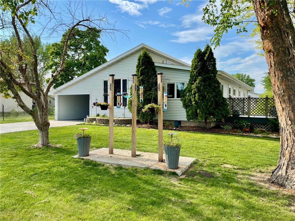 729 10th Street E Wabasha MN 55981 6723766 image1