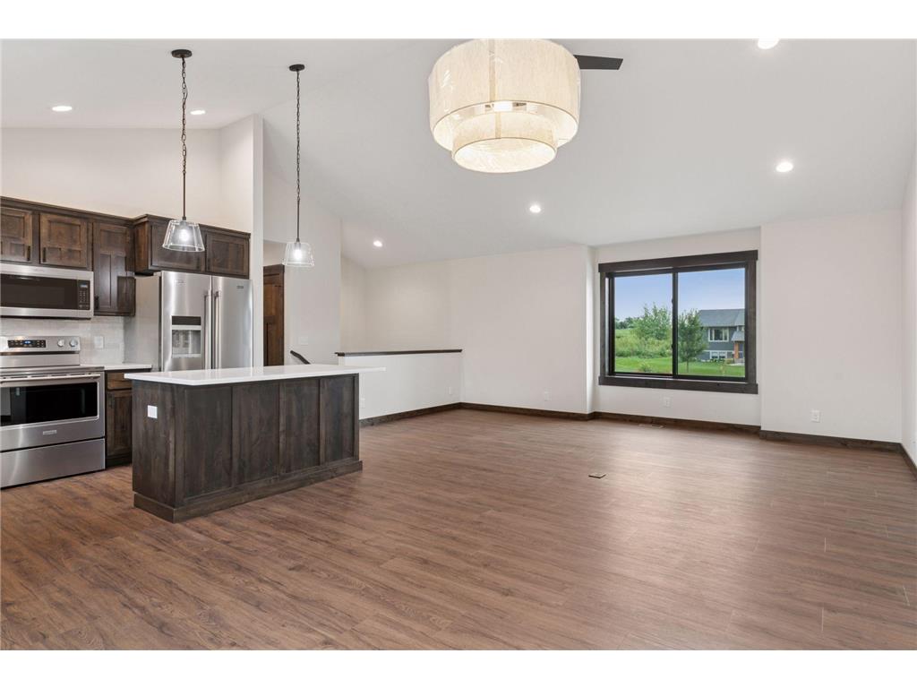 729 163rd Street Hammond WI 54015 6795408 image11