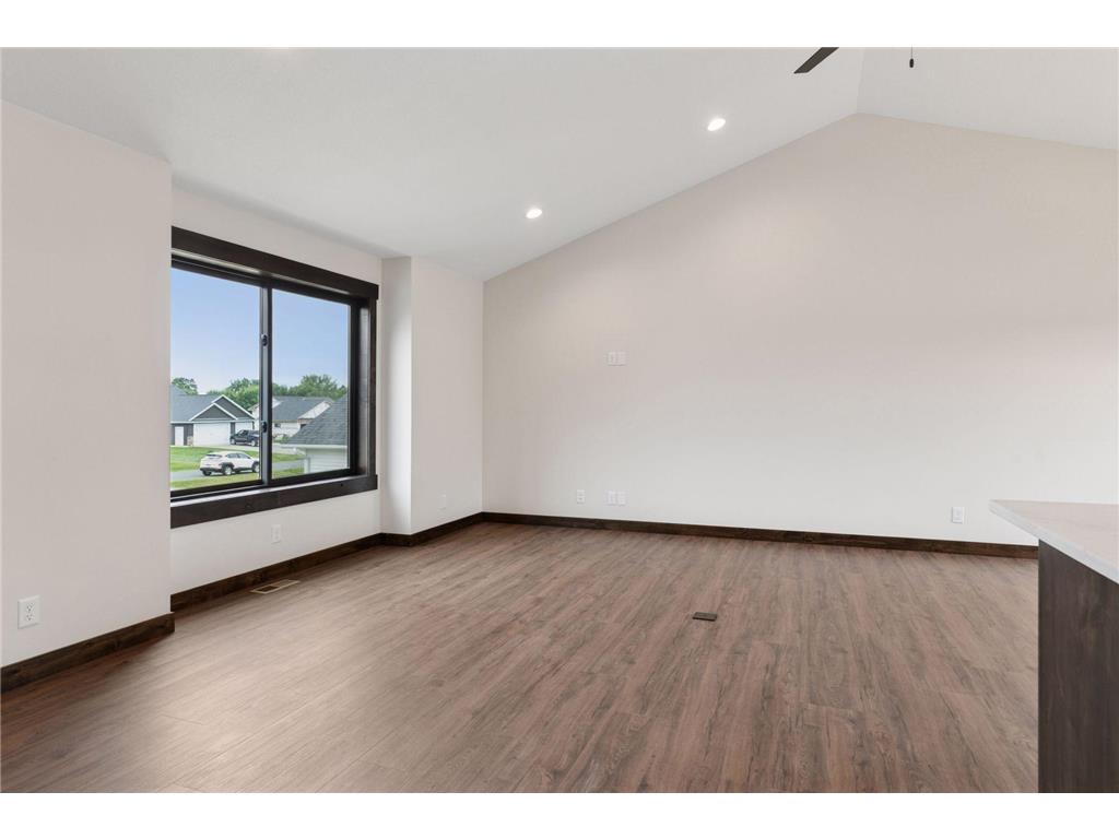 729 163rd Street Hammond WI 54015 6795408 image14