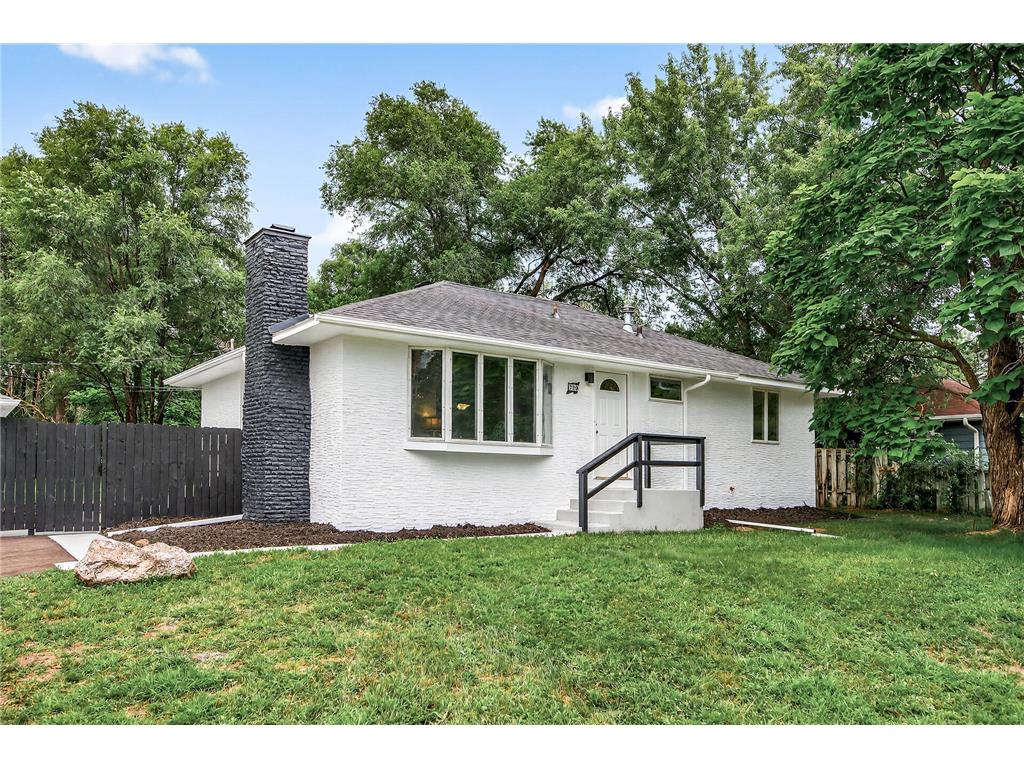729 40th Lane Anoka MN 55303 6768195 image1