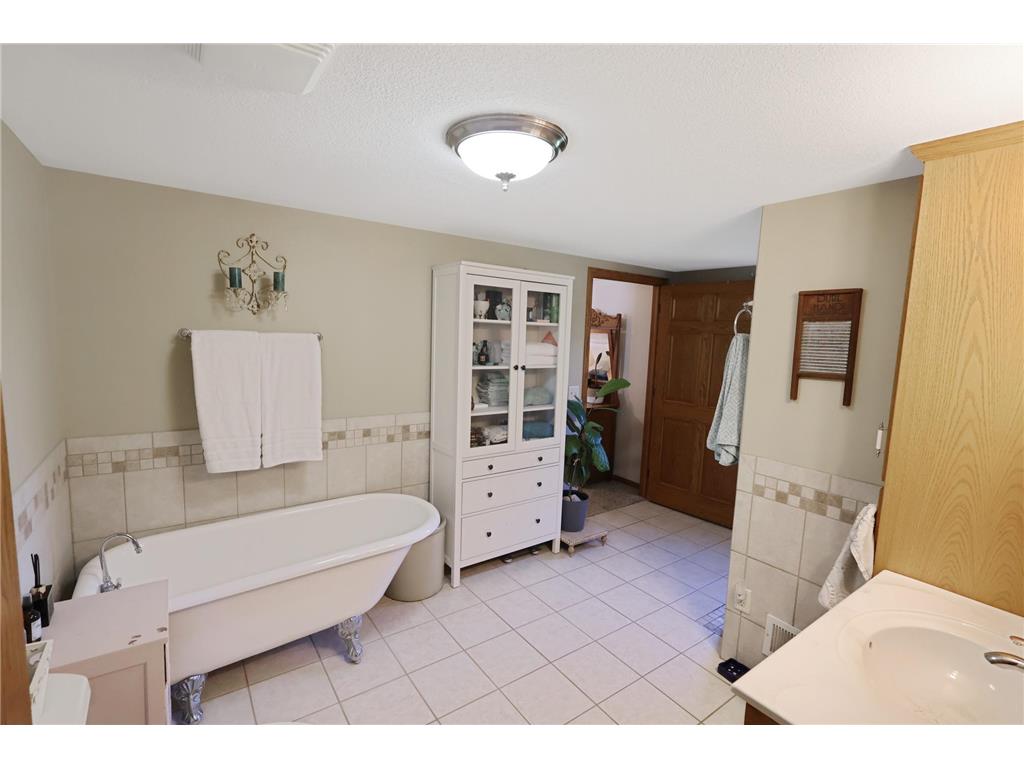 729 8th Street NE Little Falls MN 56345 7108566 image16