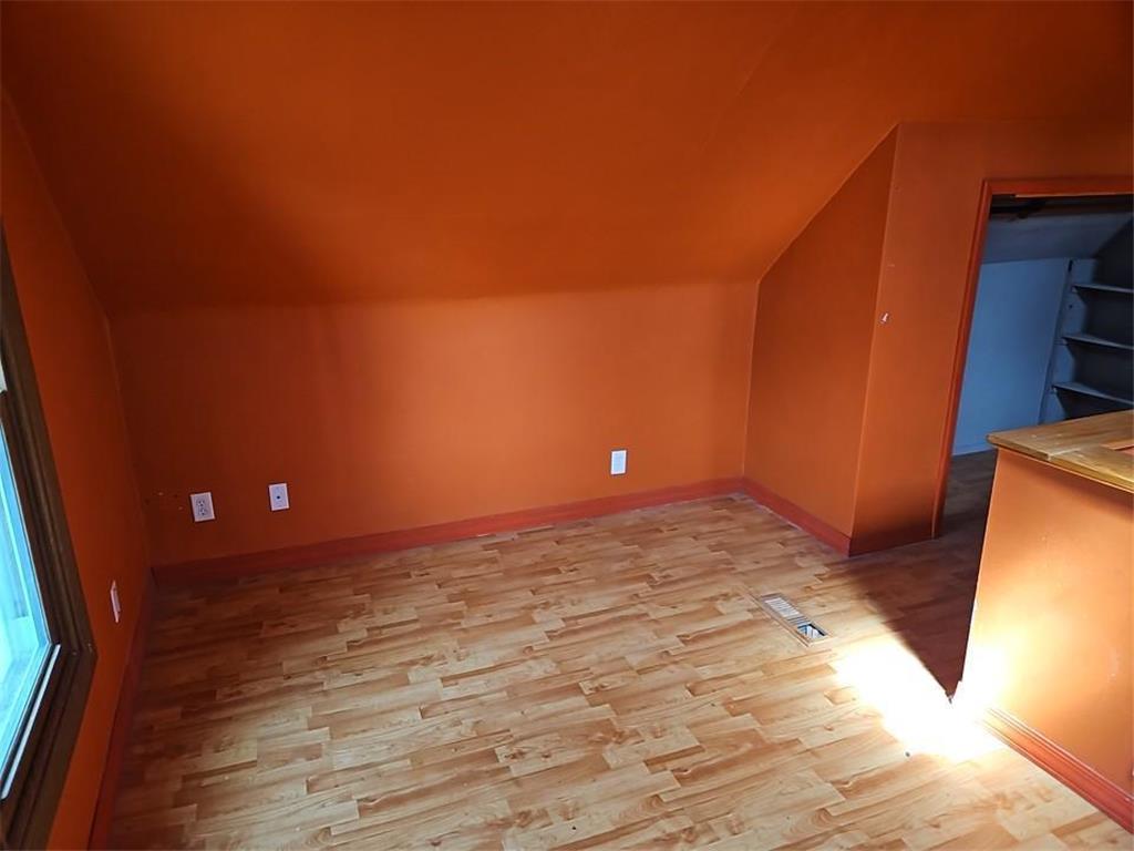 729 Brisbin Street Anoka MN 55303 7049841 image22
