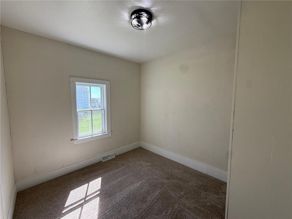 729 E Ripley Street Litchfield MN 55355 7073258 image12