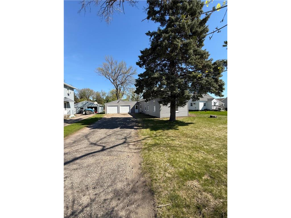 729 E Ripley Street Litchfield MN 55355 7073258 image21
