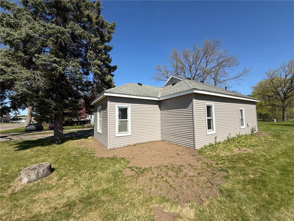 729 E Ripley Street Litchfield MN 55355 7073258 image3
