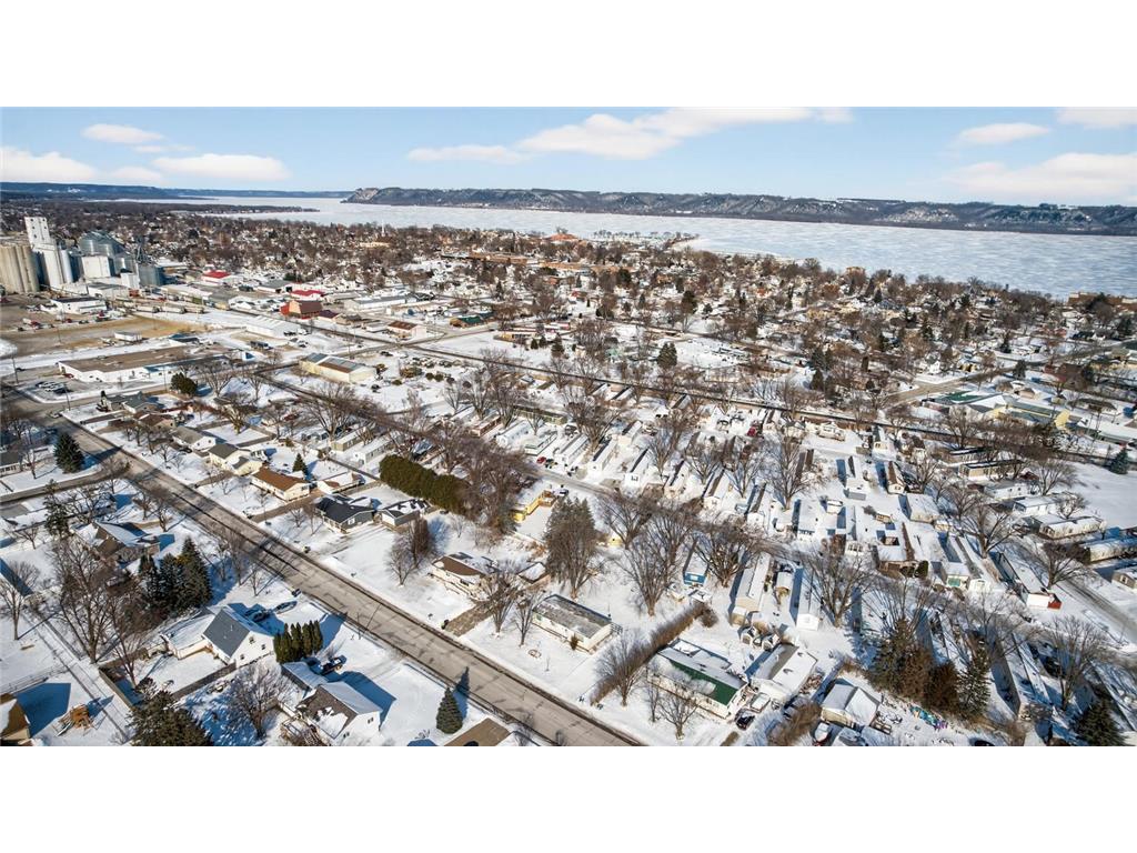 729 S 10th Street Lake City MN 55041 7014096 image2