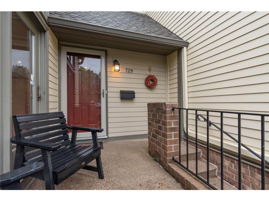 729 Summit Avenue Saint Paul MN 55105 6742386 image1