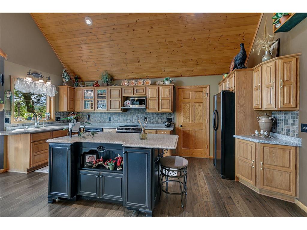 72959 235th Street Dassel MN 55325 - Spring 6724233 image15