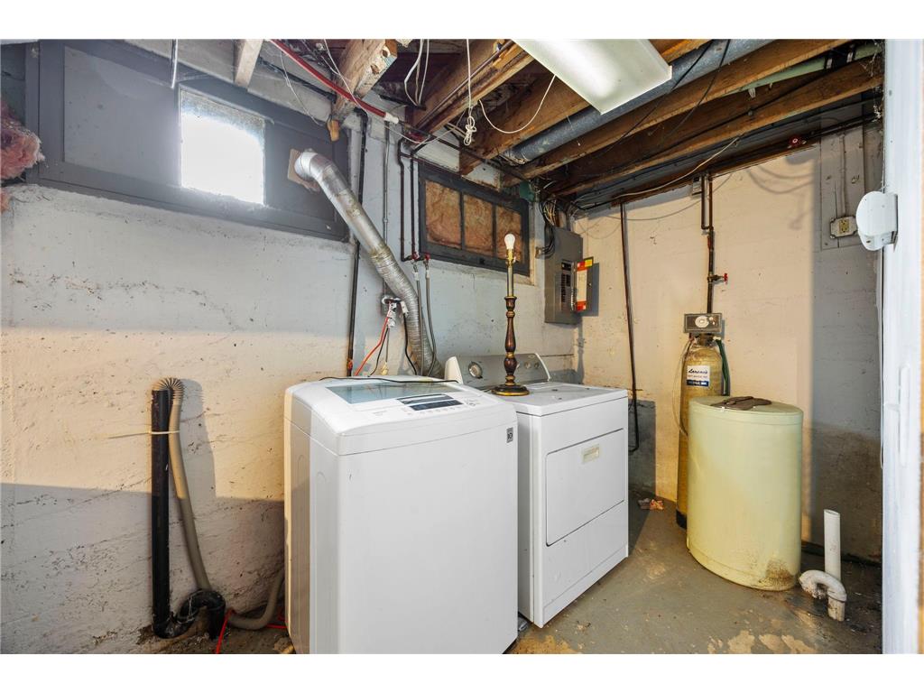 730 1st Street N Waterville MN 56096 7042657 image19