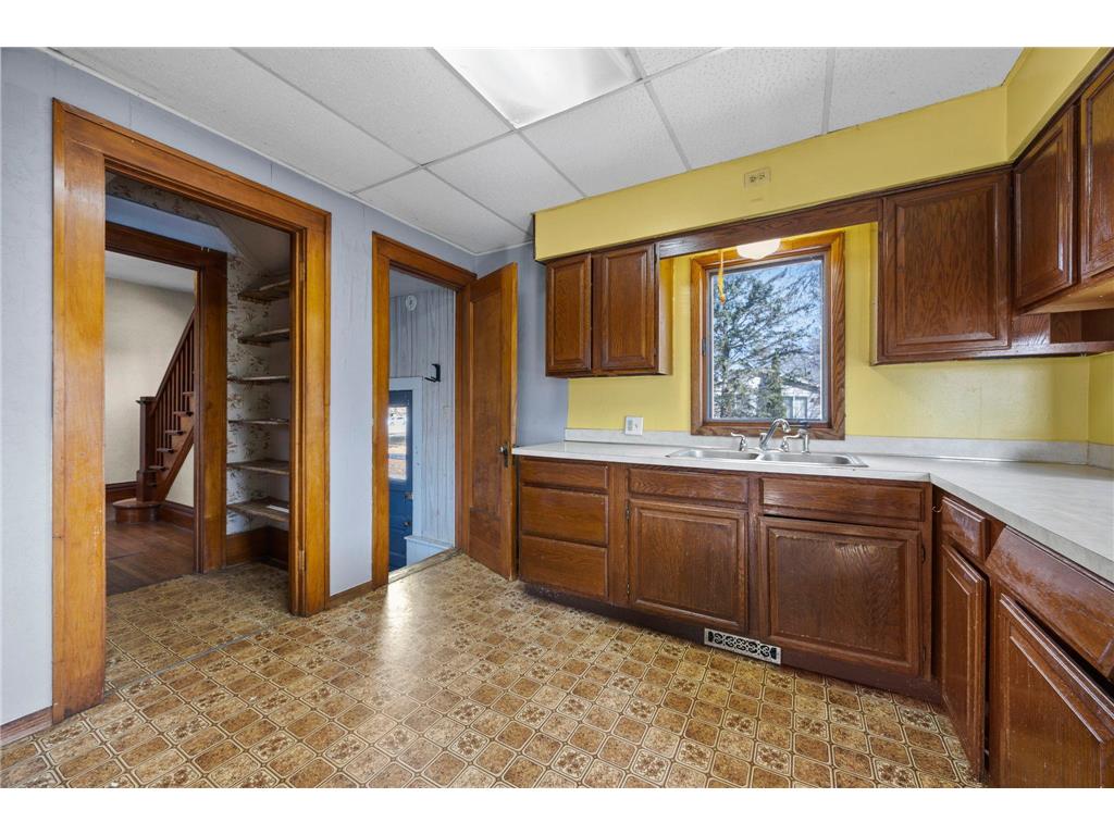 730 1st Street N Waterville MN 56096 7042657 image6