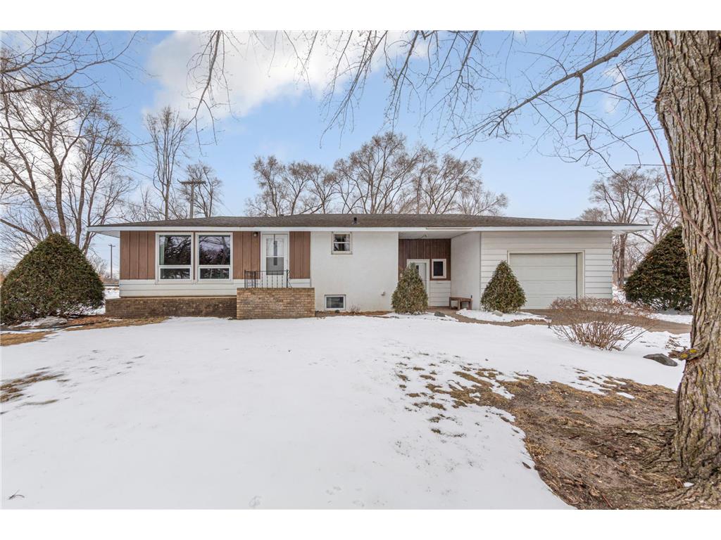 730 9th Street NW Faribault MN 55021 7026646 image1