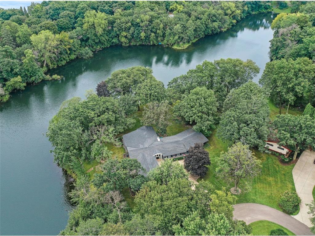730 Amber Drive Shoreview MN 55126 - Emily 6752092 image1