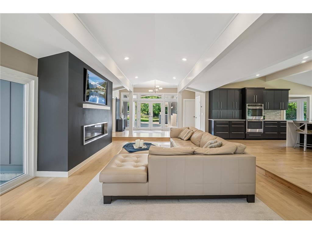 730 Amber Drive Shoreview MN 55126 - Emily 6752092 image10