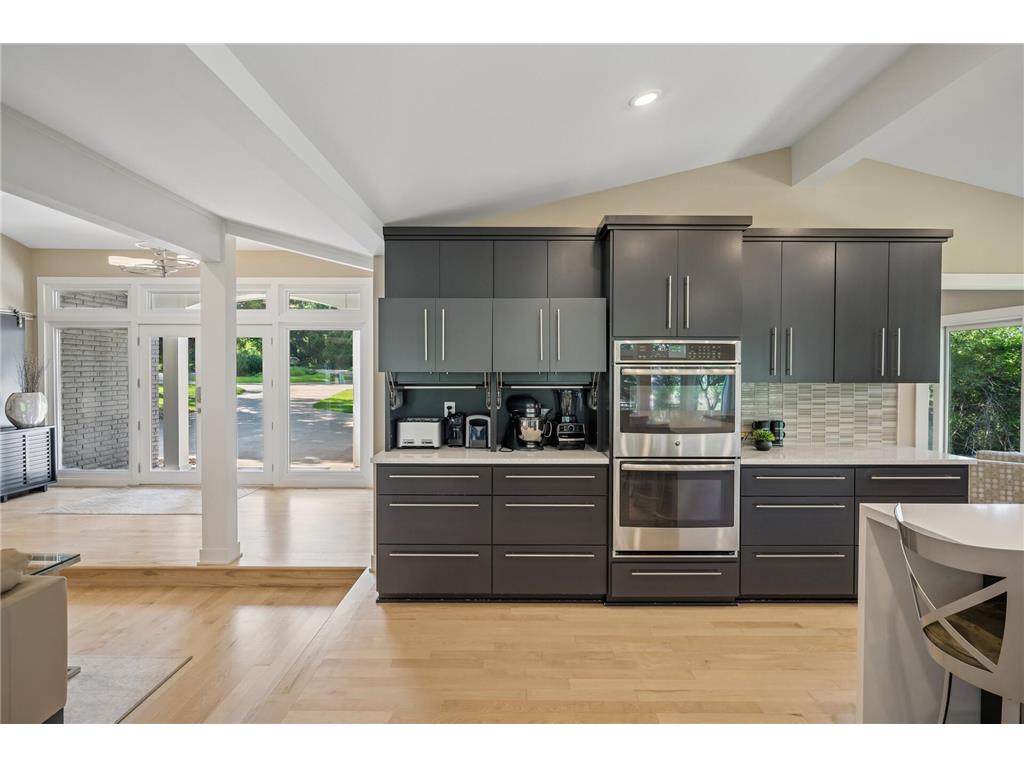 730 Amber Drive Shoreview MN 55126 - Emily 6752092 image15