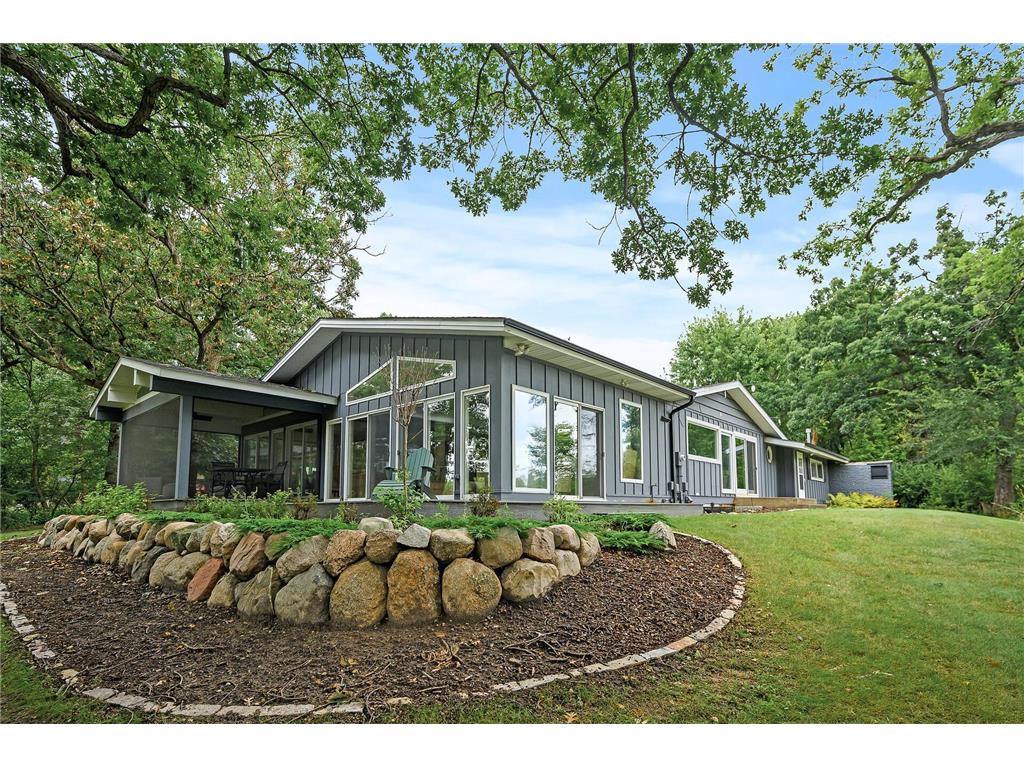 730 Amber Drive Shoreview MN 55126 - Emily 6752092 image2