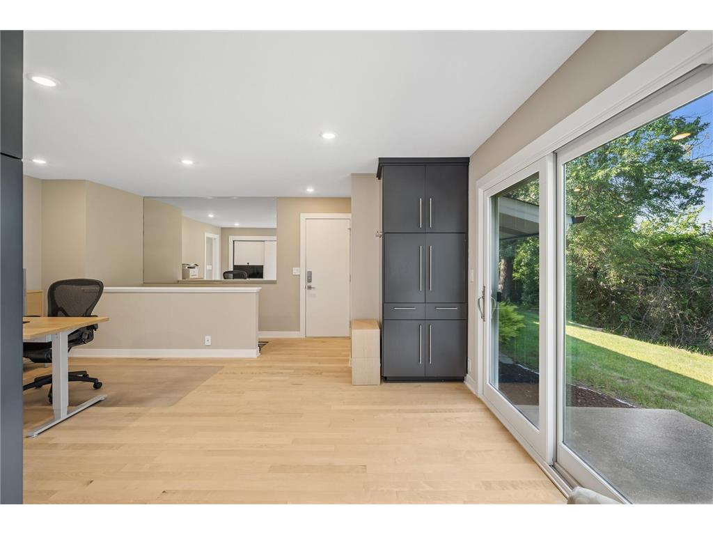730 Amber Drive Shoreview MN 55126 - Emily 6752092 image24