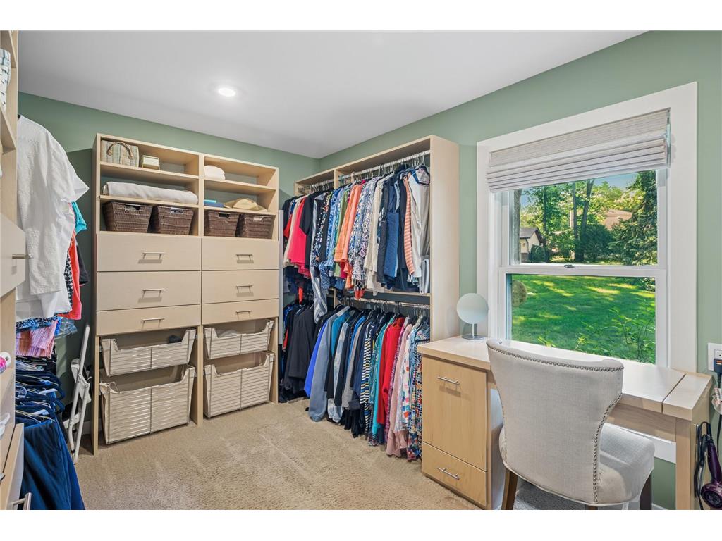 730 Amber Drive Shoreview MN 55126 - Emily 6752092 image34
