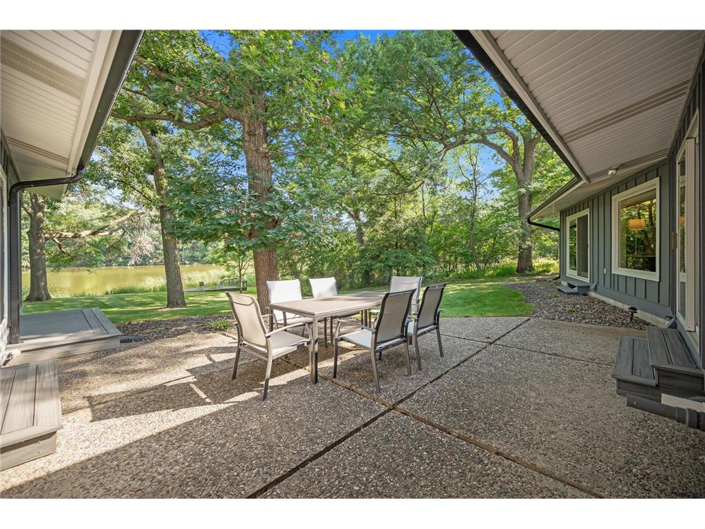 730 Amber Drive Shoreview MN 55126 - Emily 6752092 image46