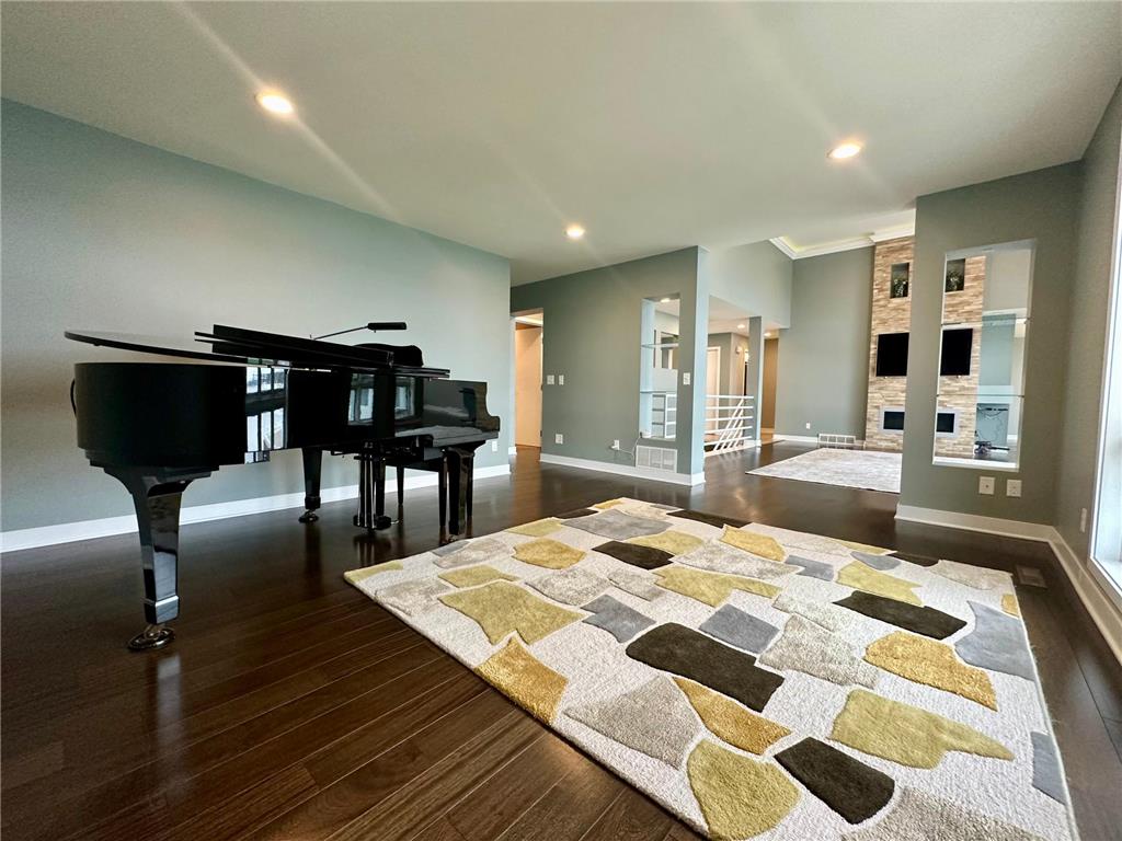 730 Lake Court, Worthington, MN, 56187 MLS 6524171 Edina Realty