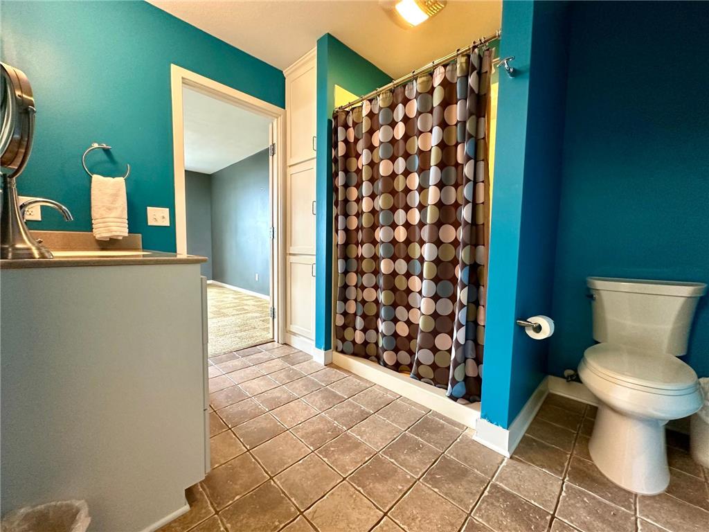 730 Lake Court, Worthington, MN, 56187 MLS 6524171 Edina Realty