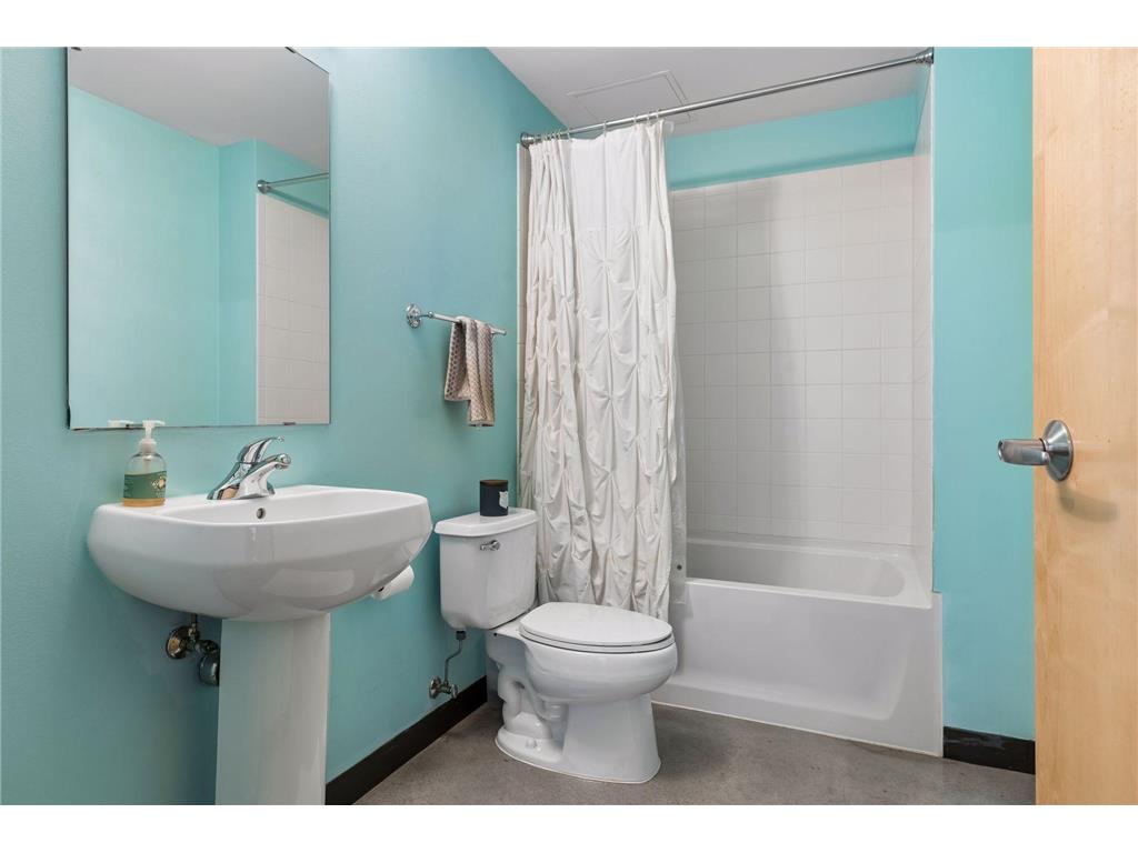 730 N 4th Street #402 Minneapolis MN 55401 7071793 image27