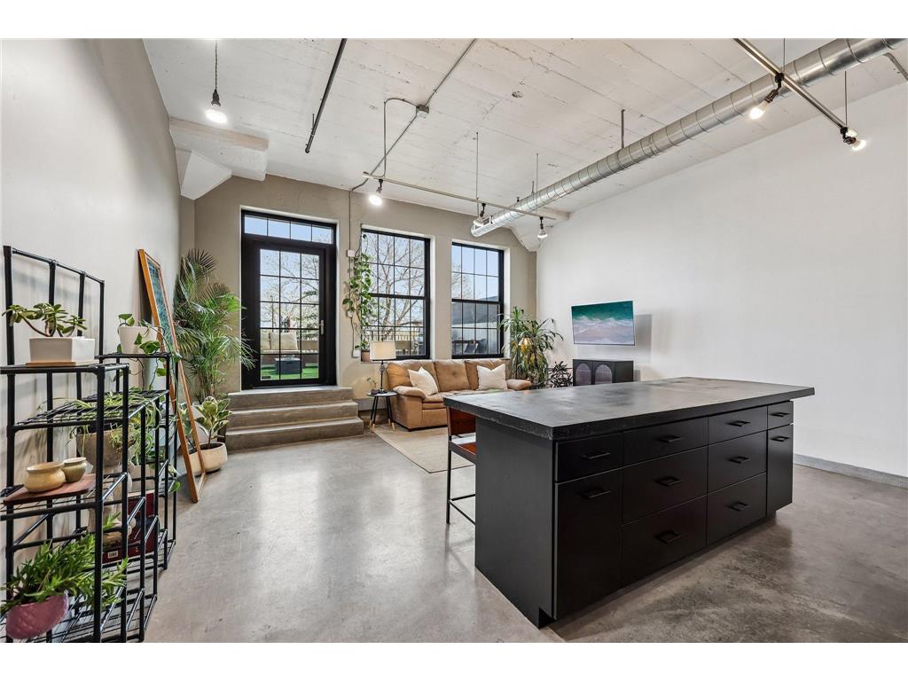 730 Stinson Boulevard #222 Minneapolis MN 55413 7061879 image1