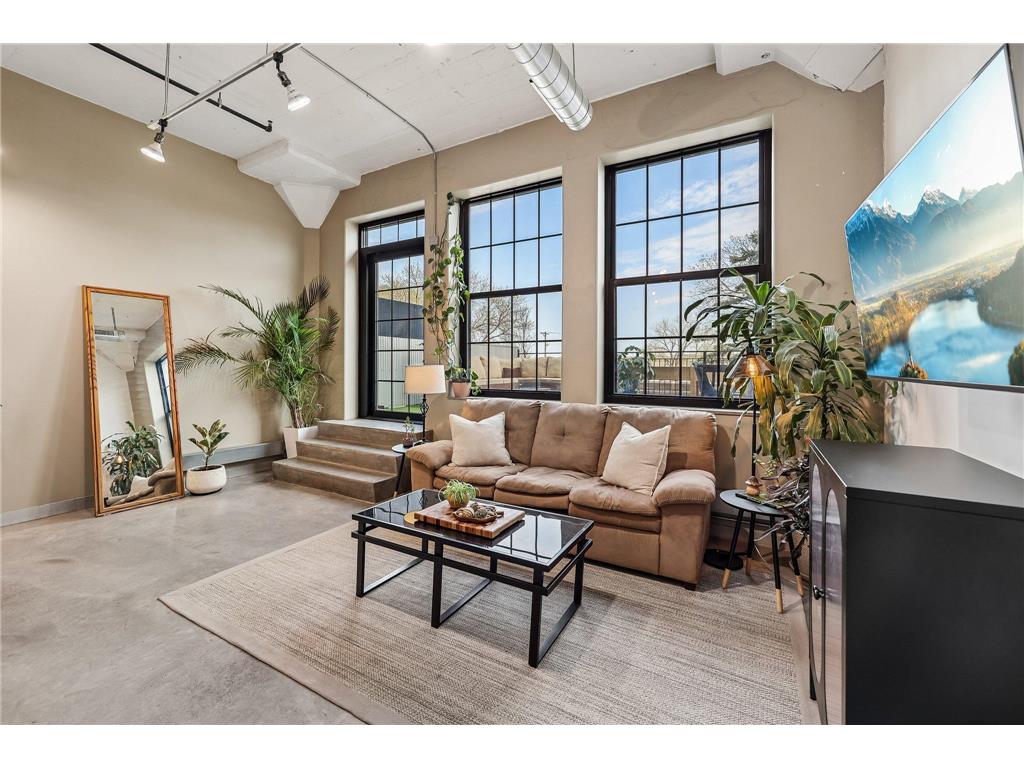 730 Stinson Boulevard #222 Minneapolis MN 55413 7061879 image3