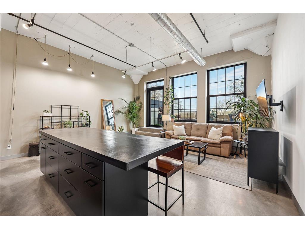 730 Stinson Boulevard #222 Minneapolis MN 55413 7061879 image4