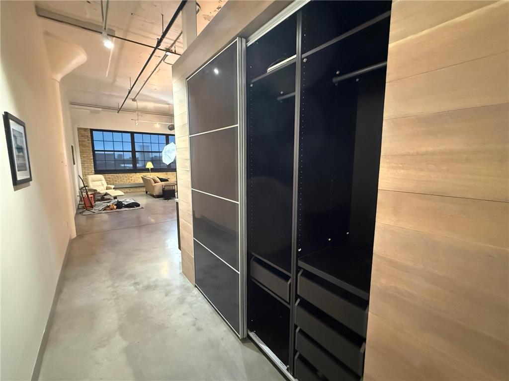 730 Stinson Boulevard #407 Minneapolis MN 55413 7106667 image10