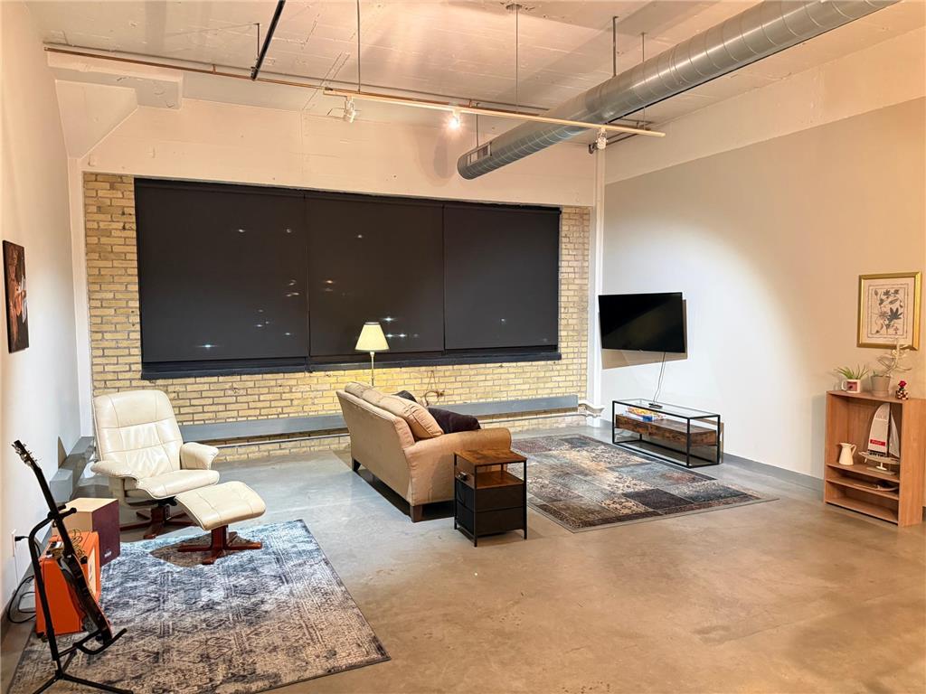 730 Stinson Boulevard #407 Minneapolis MN 55413 7106667 image7